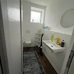 Avella House Apartamento