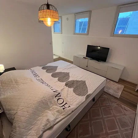 Avella House Apartment